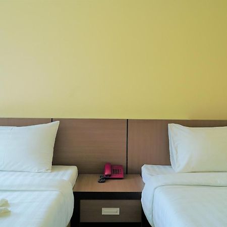 ตะวันอพาร์ทเม้นท์โฮเทลthawanapartmenthotel Сатун Экстерьер фото