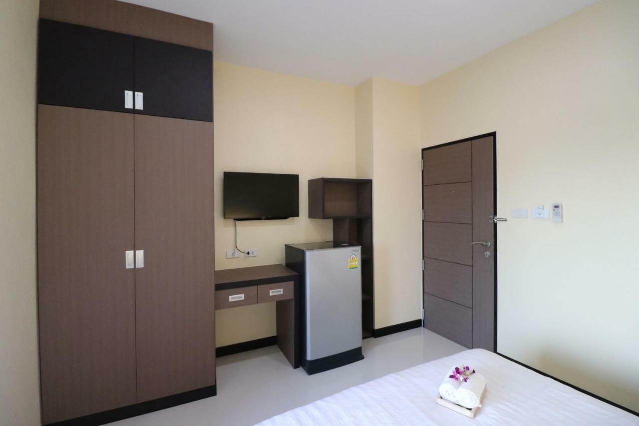 ตะวันอพาร์ทเม้นท์โฮเทลthawanapartmenthotel Сатун Экстерьер фото