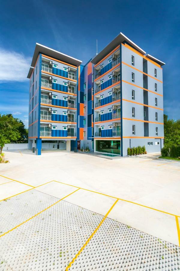ตะวันอพาร์ทเม้นท์โฮเทลthawanapartmenthotel Сатун Экстерьер фото