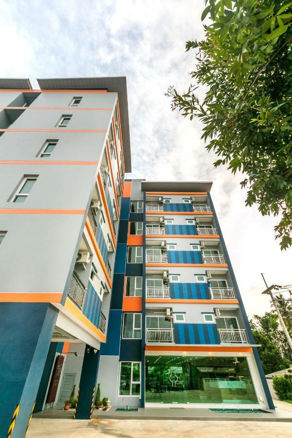 ตะวันอพาร์ทเม้นท์โฮเทลthawanapartmenthotel Сатун Экстерьер фото